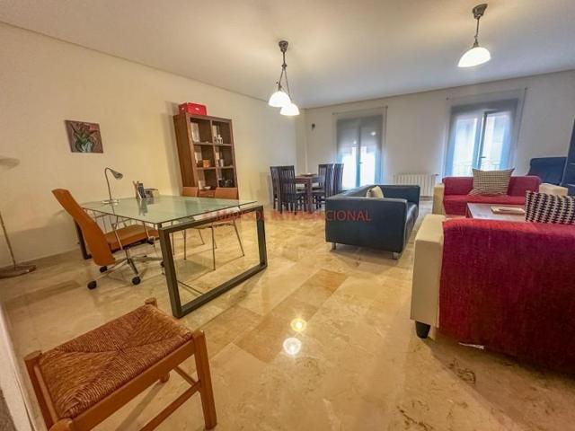 Apartamento en venta en Orihuela, Zona Centro photo 0