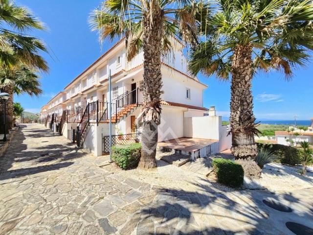 Aticos en venta en Manilva photo 0