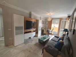 Piso en venta en Vélez-Málaga, Capuchinos - Los Olivos photo 0