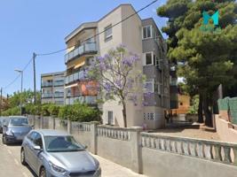 Piso en venta en Castelldefels, Castelldefels photo 0