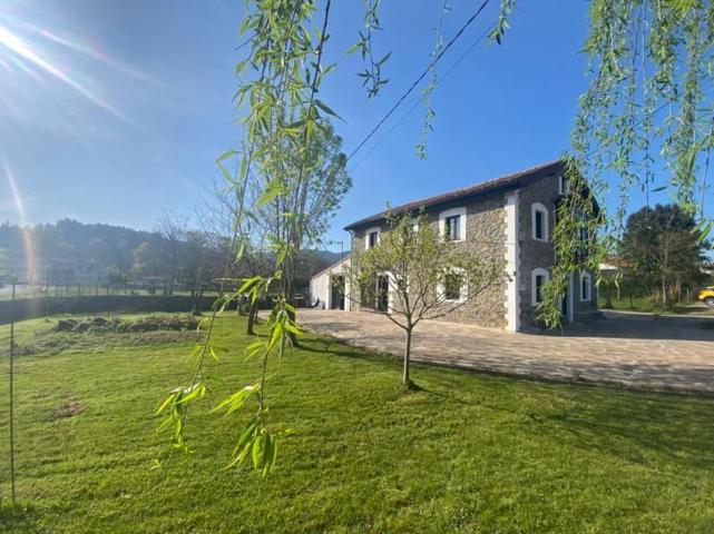 Casa con terreno en venta en Solórzano, Barrio la LLana photo 0