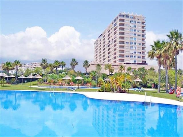 Piso en venta en Benalmádena, Calle El Coloso, 29630 photo 0