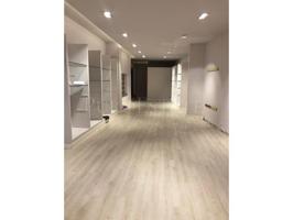 Local comercial en venta en Manacor photo 0