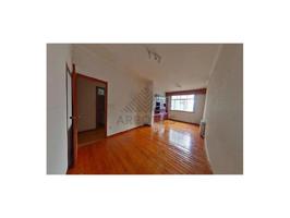 Piso en venta en Vigo photo 0