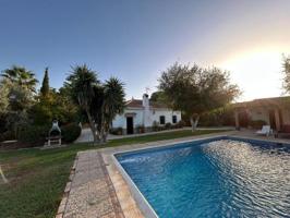 Chalet en venta en Carmona, Padrollano photo 0