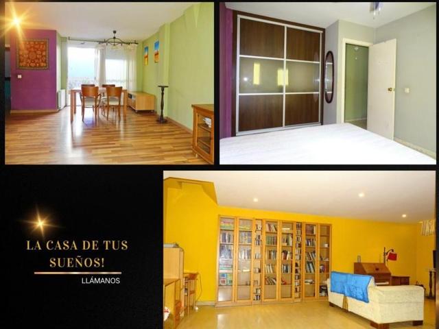 Adosada en venta en Tomares, Centro photo 0