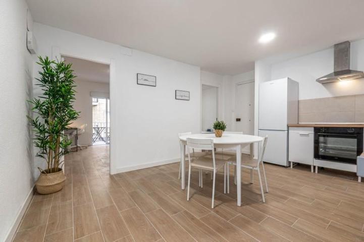 Piso en venta en Granada, Zaidín photo 0