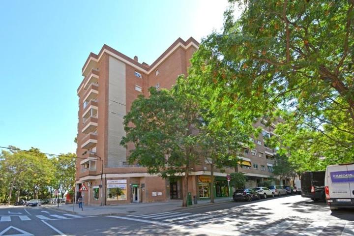 Piso en venta en Zaragoza, San José Alto photo 0