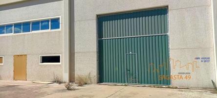 Nave industrial en venta en La Muela, Calle Buenos Aires, 50196 photo 0