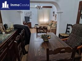 Casa en venta en La Línea de la Concepción, Centro photo 0