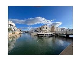 Apartamento en venta en Empuriabrava photo 0