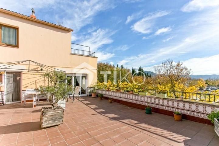 Casa en venta en Vilanova del Camí photo 0