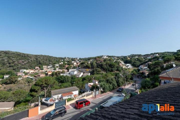 Chalet en venta en Dosrius, Can Massuet photo 0