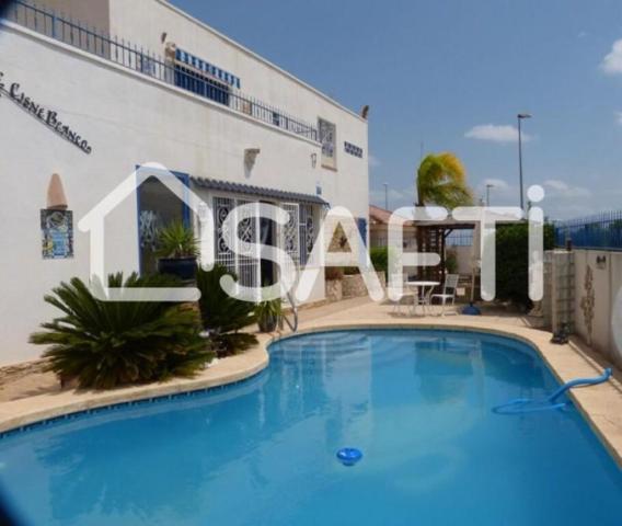 Casa en venta en Fortuna photo 0