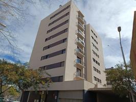 Piso en venta en Sant Adrià de Besòs, Sant Adria de Besos photo 0