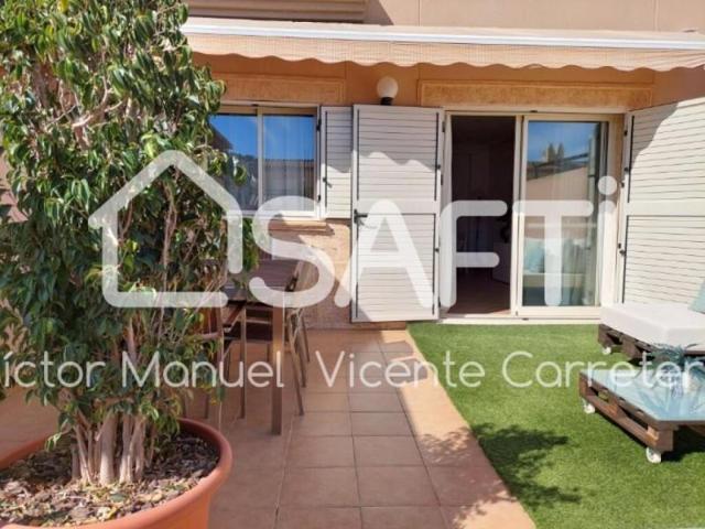 Casa en venta en Gilet photo 0