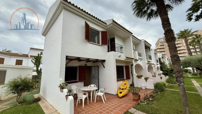 Chalet en venta en La Manga del Mar Menor, Playa del Esparto-Veneziola photo 0