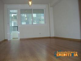 Piso en venta en Vigo, Torrecedeira photo 0