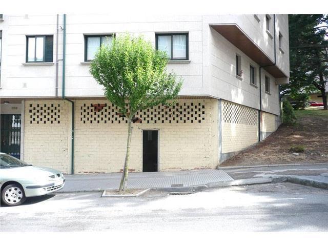 Local comercial en venta en Oleiros, Perillo photo 0