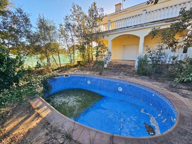 Casa en venta en Vidreres, La goba photo 0