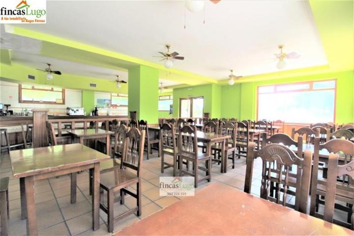 Local comercial en venta en Lugo, Universidad photo 0