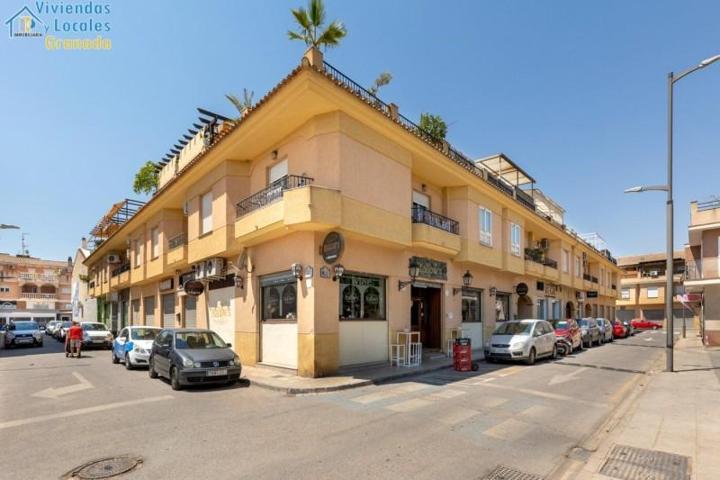 Local comercial en venta en Churriana de la Vega, Churiana de la vega photo 0