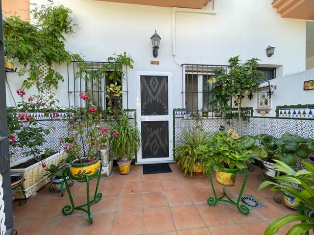 Adosada en venta en Sanlúcar de Barrameda, Centro photo 0