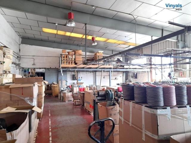 Nave industrial en venta en Mataró, Mataró photo 0