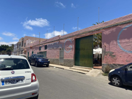 Local comercial en venta en Puerto del Rosario, Tetir photo 0