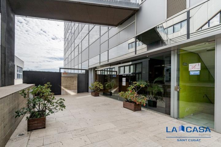 Oficina en venta en Sant Cugat del Vallès, Torreblanca photo 0