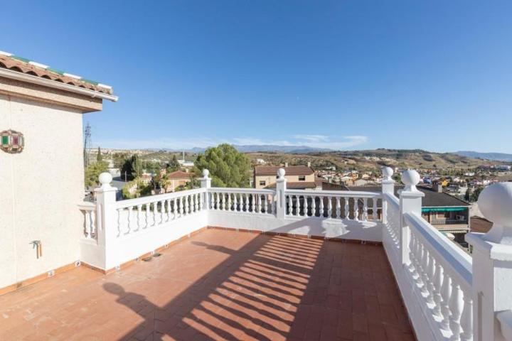 Bungalow en venta en Jun, Vega de granada zona noroeste photo 0