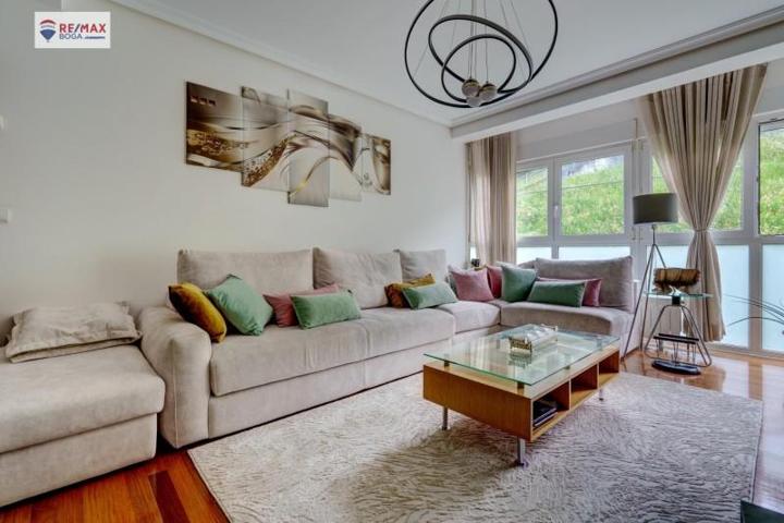 Piso en venta en Eibar, Sautxi photo 0