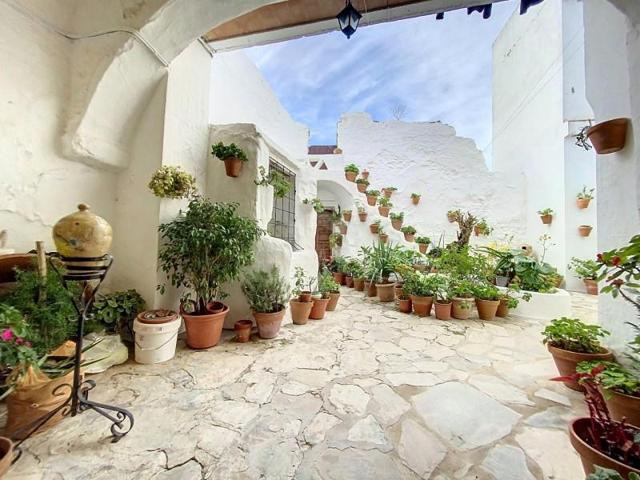 Casa en venta en Medina Sidonia, South of spain photo 0