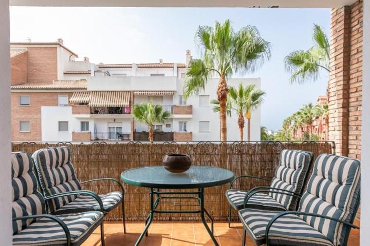 Piso en venta en Motril, Playa Granada photo 0