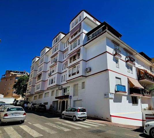 Piso en venta en Estepona, Centro photo 0