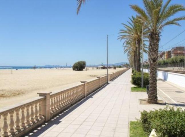 Piso en venta en el Masnou, Ocata photo 0