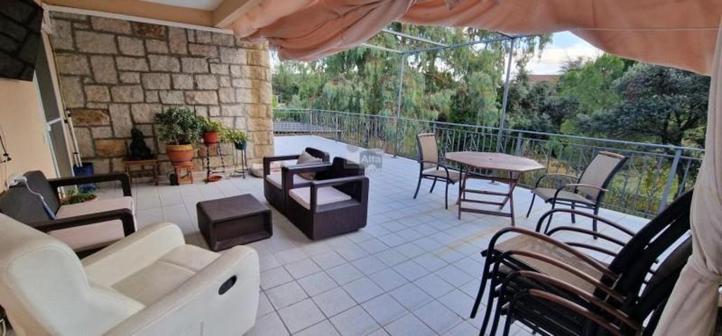 Chalet en venta en Villa del Prado, El Encinar del Alberche photo 0