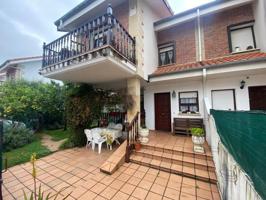 Adosada en venta en Argoños, Urbanizacion sotomar photo 0