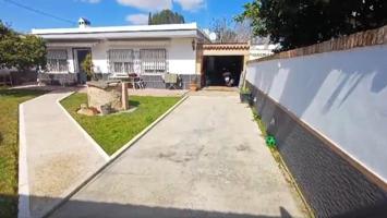 Chalet en venta en Espartinas, Avda alcaldesa mª regla jimÉnez photo 0