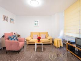 Piso en venta en Mislata photo 0