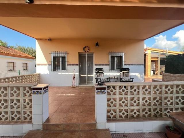 Chalet en venta en Gandia, Urbanizaciones photo 0