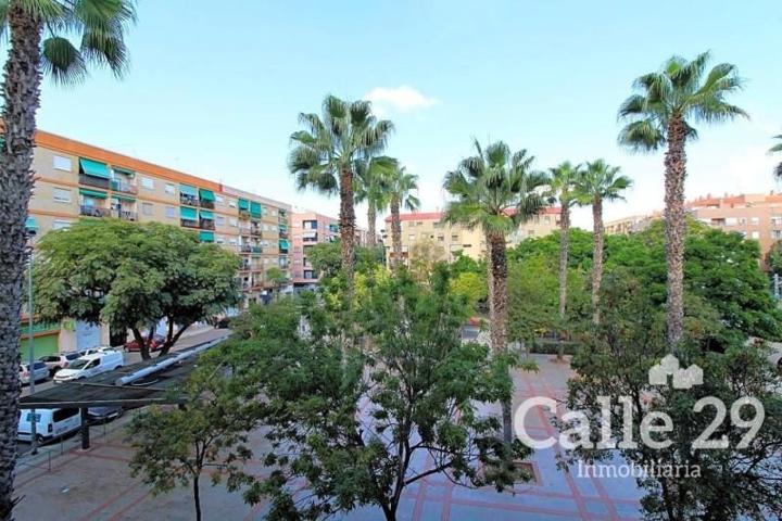 Duplex en venta en Burjassot, ESTACIÓN BURJASOT-GODELLA photo 0