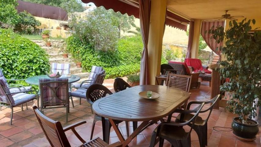 Casa en venta en Almodóvar del Río, Cuevas bajas photo 0