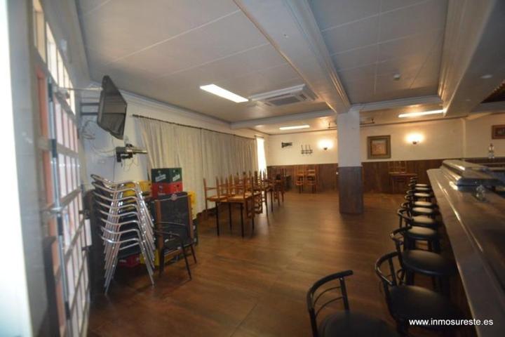 Local comercial en venta en Orihuela, Molins photo 0