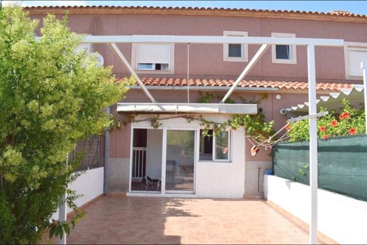 Adosada en venta en Serra, URB PORTACOELI photo 0