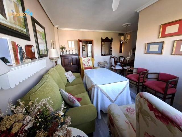 Piso en venta en Badajoz, Valdepasillas photo 0