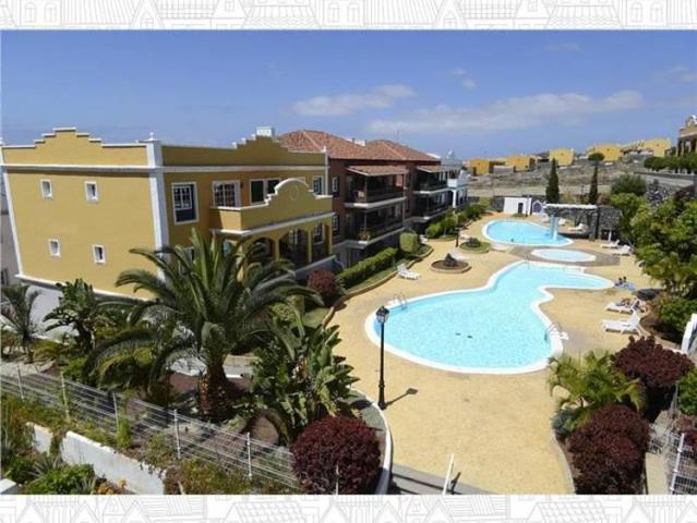 Piso en venta en San Miguel de Abona, Llano del Camello photo 0