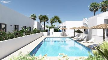 Adosada en venta en Denia, Les deveses photo 0