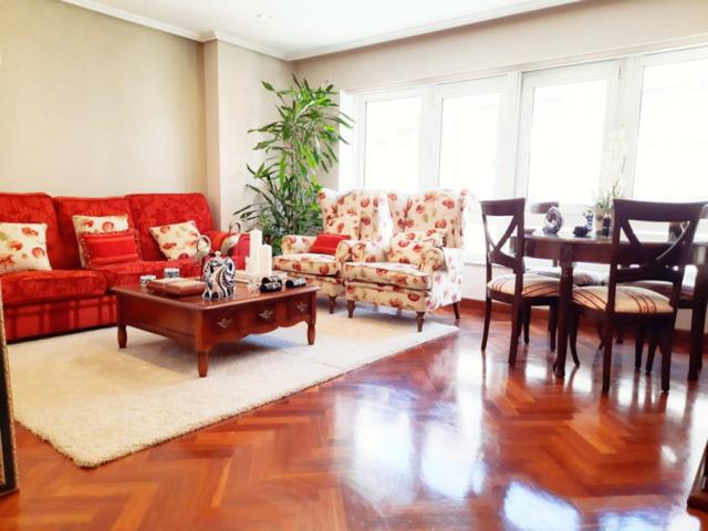 Piso en venta en A Coruña, Barcelona-Conchiñas-Ventorrillo photo 0