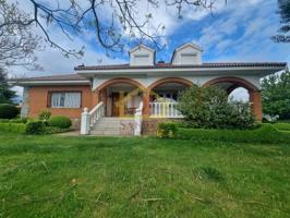 Chalet en venta en Valdunciel photo 0